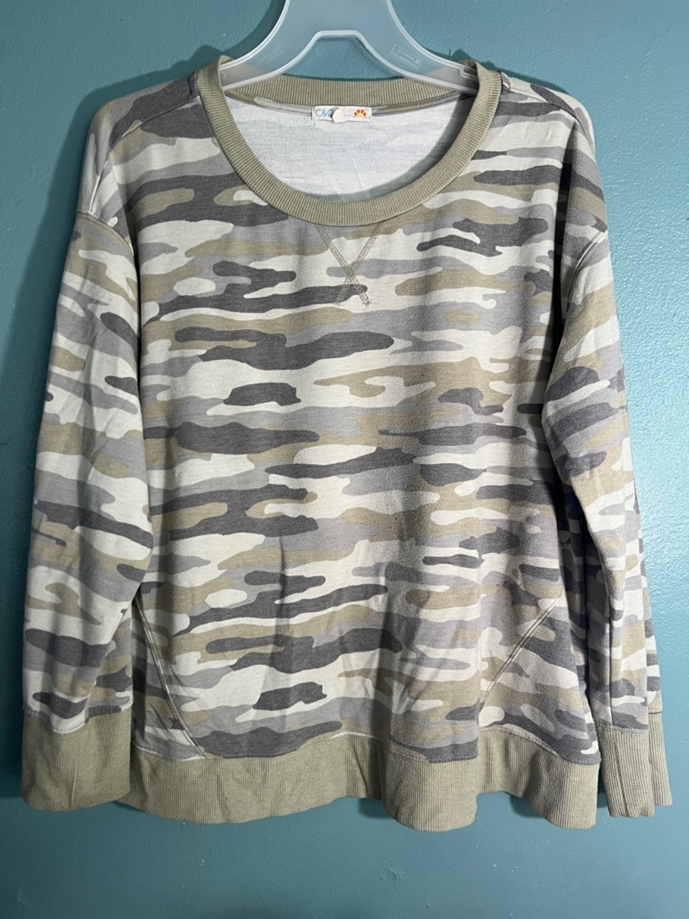 **3 for $6** C&C California Olive camo sweatshirt